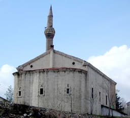 İstanbulluoğlu-Moschee (ehemalige Kirche)