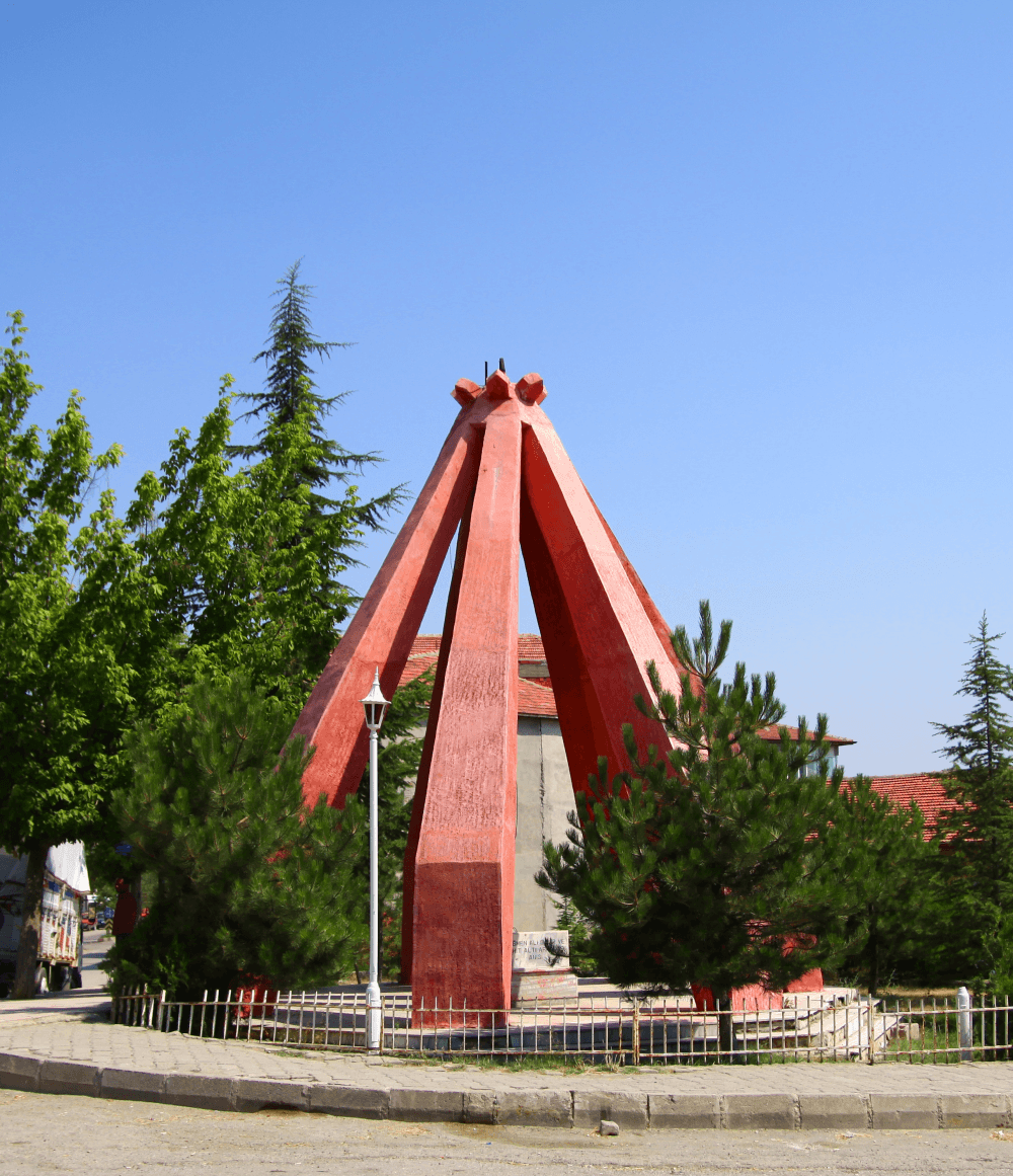 A monument commemorating officers martyred in the 'Kör Hoca Incident' during the Turkish War of Independence.