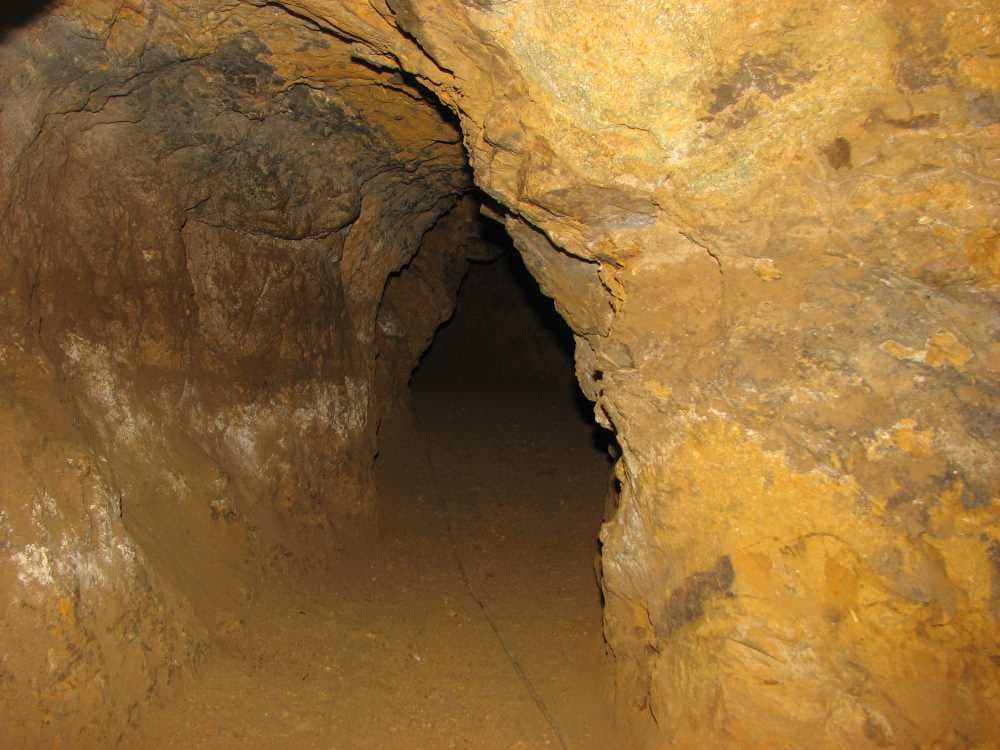 Çeşka Underground City
