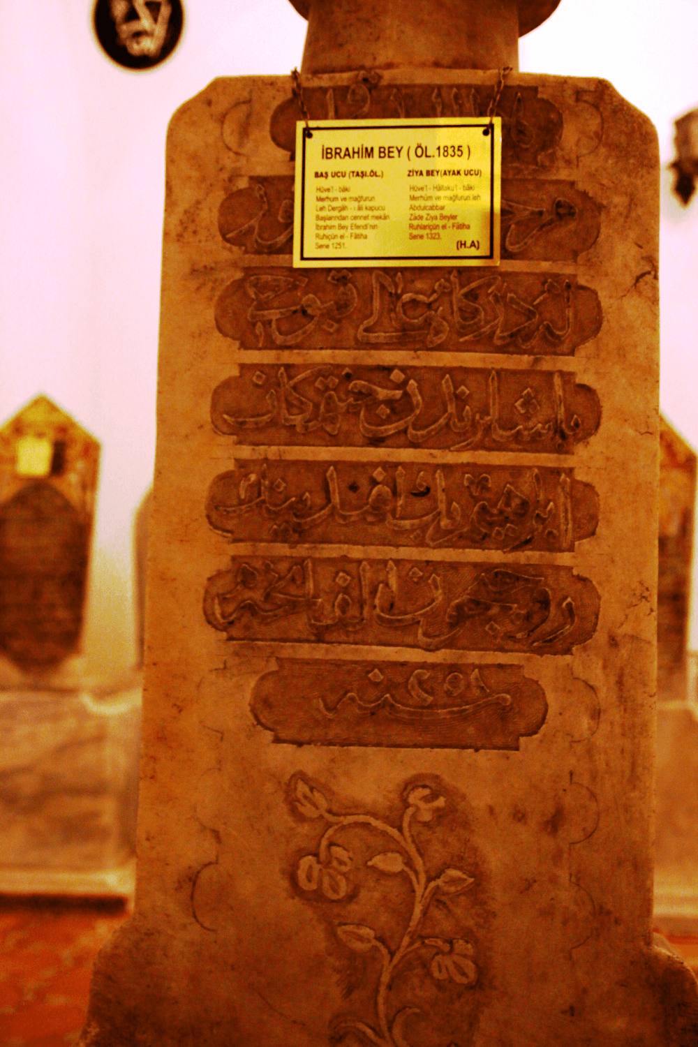 An 18th-century family mausoleum attached to the Çapanoğlu Mosque, containing 18 tombs.